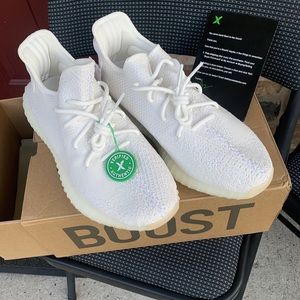 Yeezy V2 Triple/white Cream